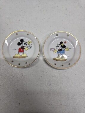 Mickey And Minnie Mouse Minature Plates. 2.75 Inch Diameter. Good Condition.
